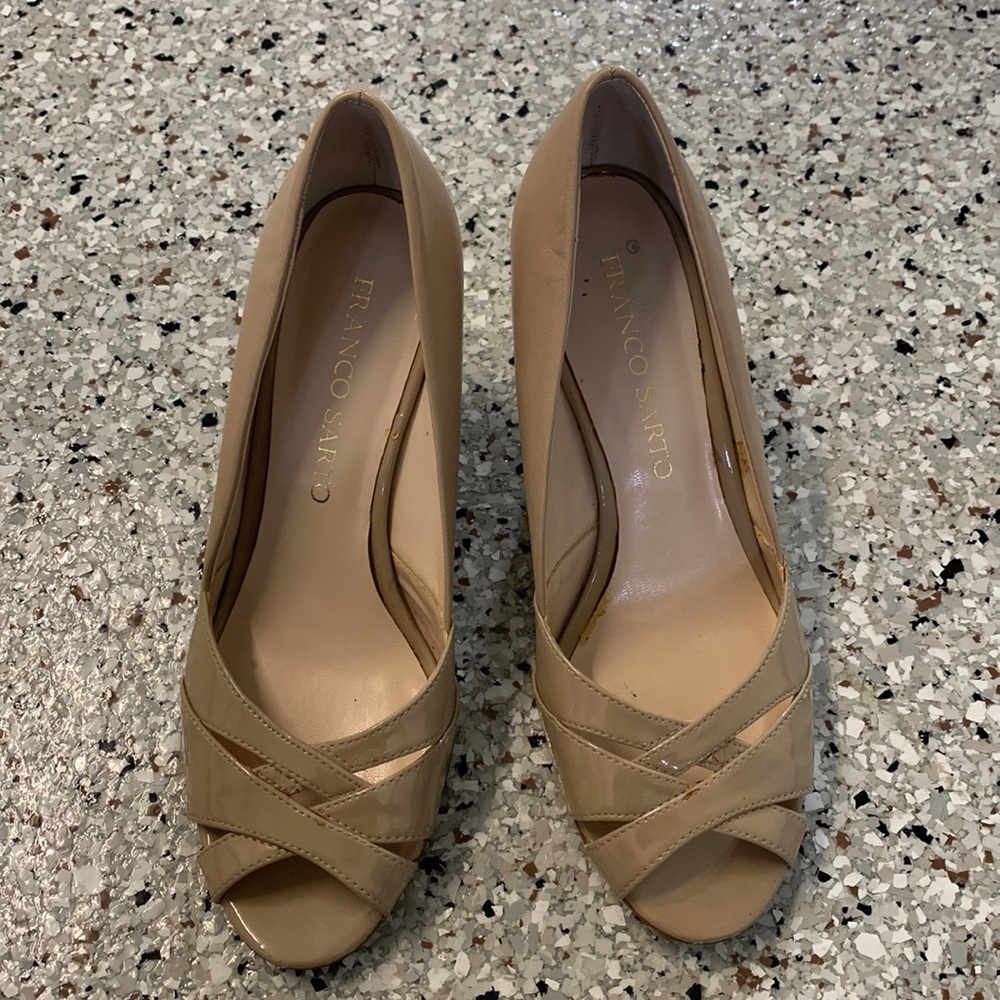 Franco Sarto nude colored wedges